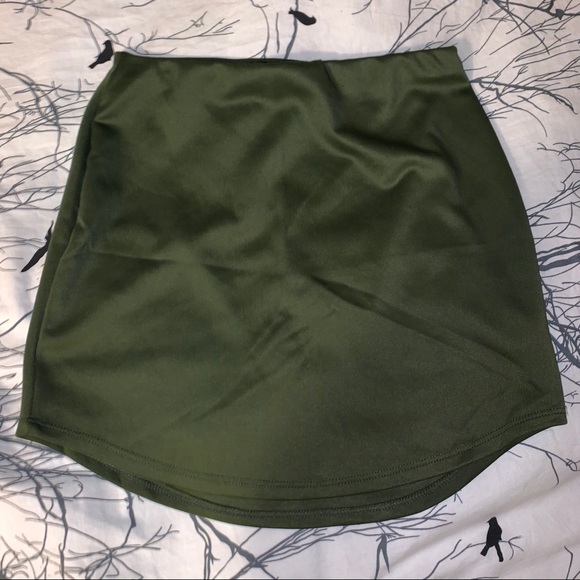 Lot of 2 skirts - Picture 2 of 4